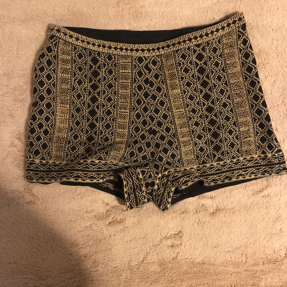High waisted patterned shorts